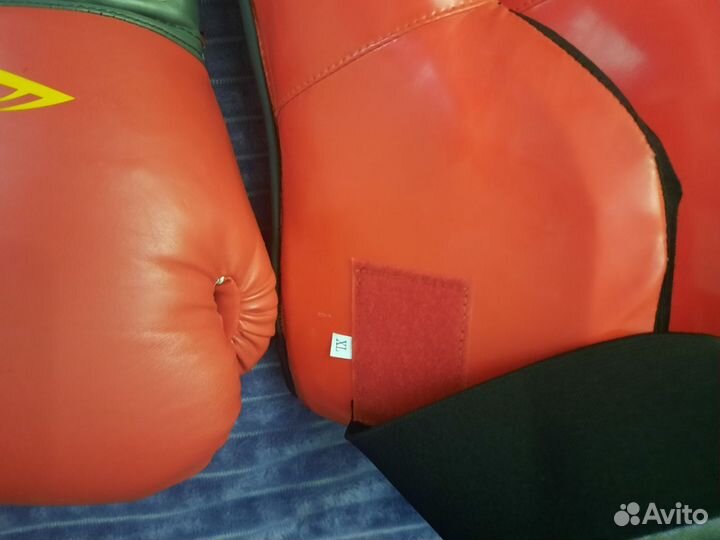 Фути и перчатки для тхэквондо