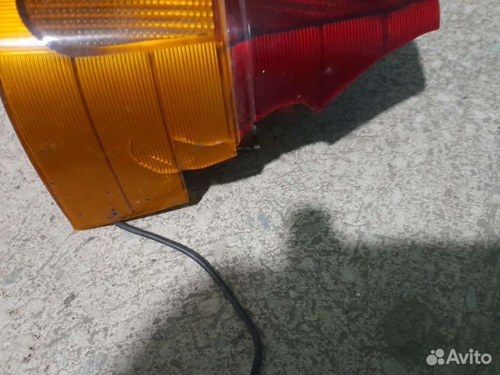 Фонари и поворотник: Renault Fuego