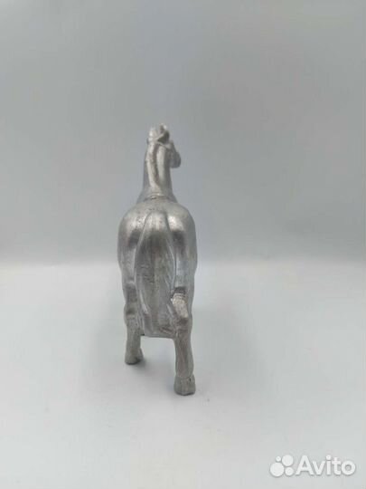 Редкая статуэтка 