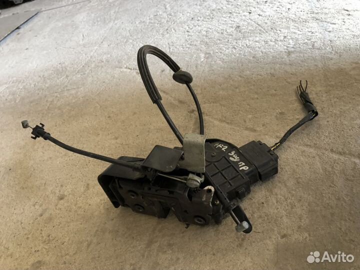 Замок задней двери ford focus 2