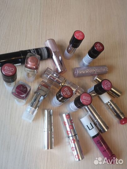 Помада косметика пакетом