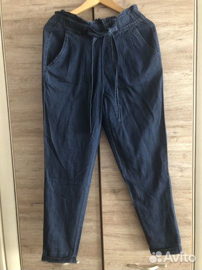 Брюки тонкий джинс 46 разм