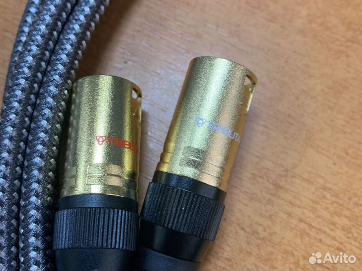 Топовый балансный кабель Tributaries 9AB-015