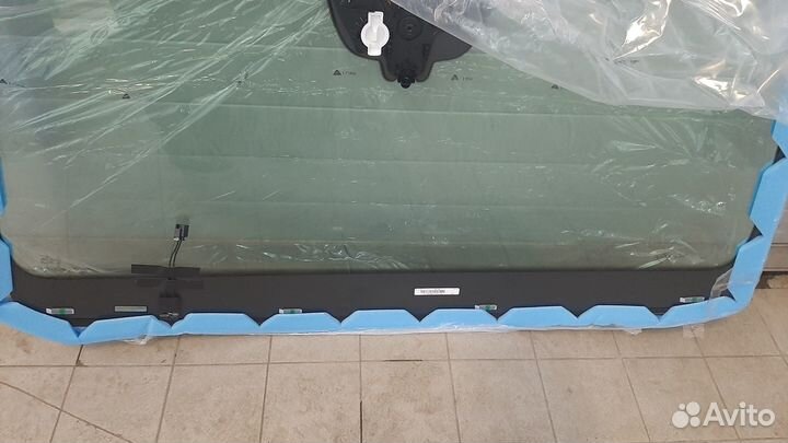 Стекло лобовое Mercedes GLS / GLE 2019