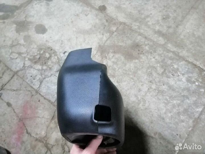Кожух рулевой колонки Mitsubishi Lancer 9