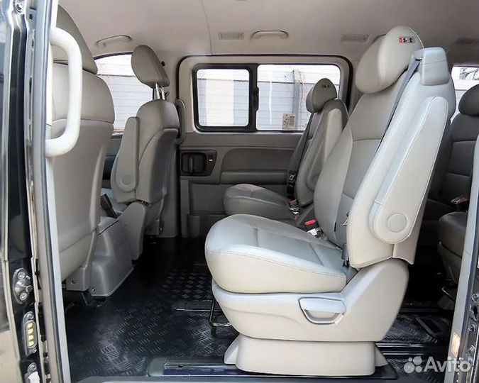 Hyundai Grand Starex 2.5 AT, 2019, 50 000 км