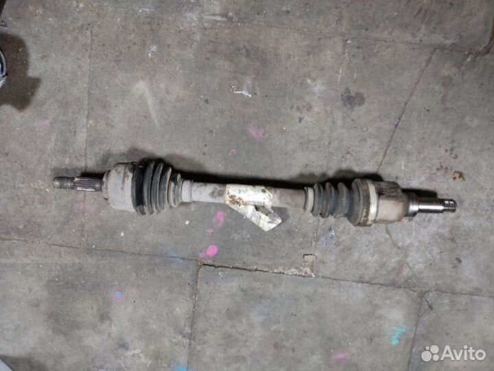 Привод передний левый Peugeot 206