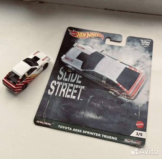 Коллекционная модель 1 64