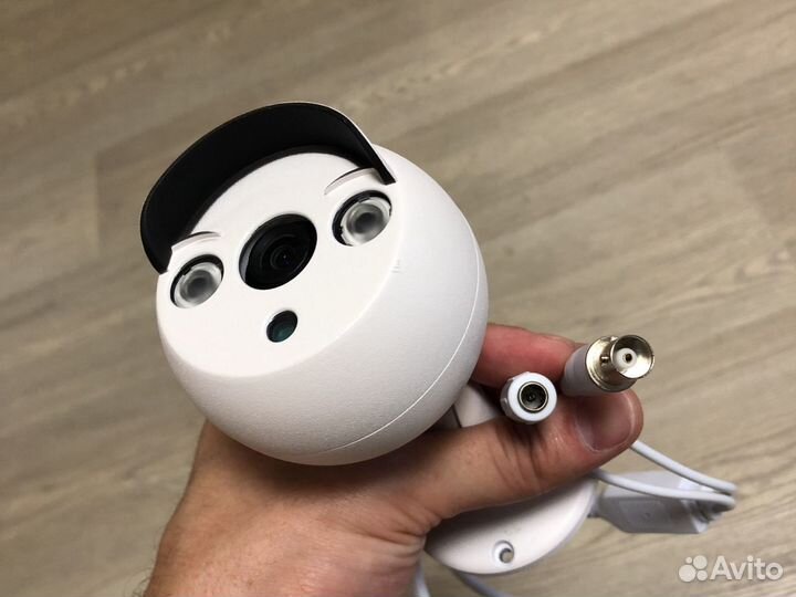 Камера видеонаблюдения уличная