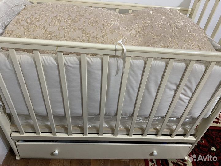 Продам детскую кровать