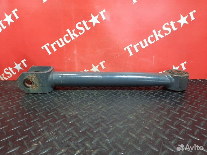 Стойка заднего стабилизатора