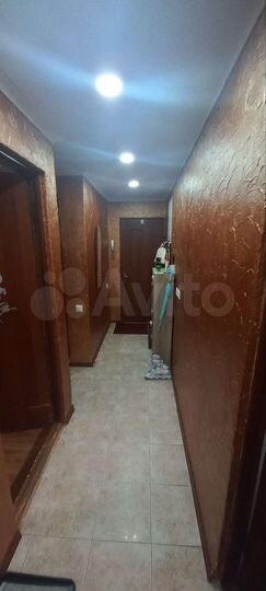 2-к. квартира, 54 м², 1/4 эт.