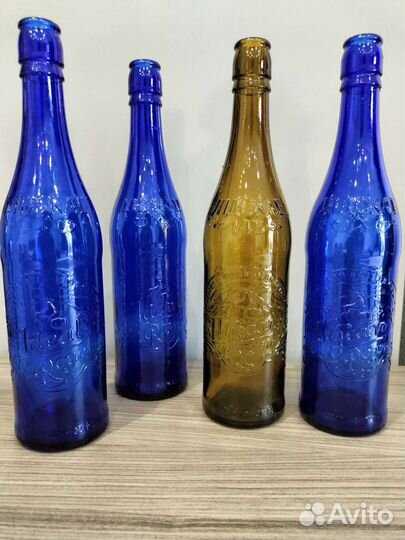 Синее стекло. Бутылки