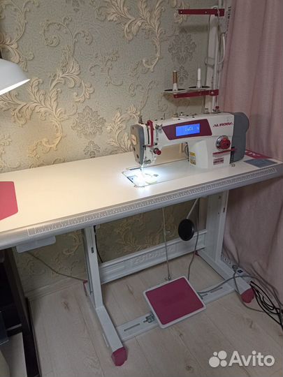 Швейная промышленная машина Aurora +стол