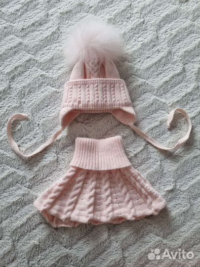 Шапочка для новорожденной девочки + манишка