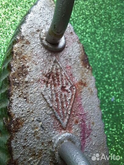 Утюг старинный