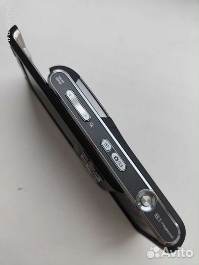 Телефон sony ericsson c905