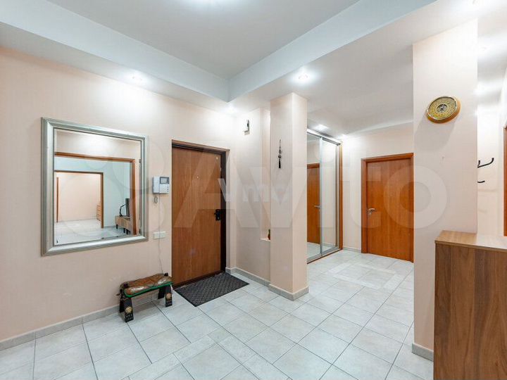 4-к. квартира, 170 м², 4/16 эт.