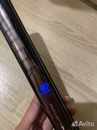 Утюжок выпрямитель для волос rowenta