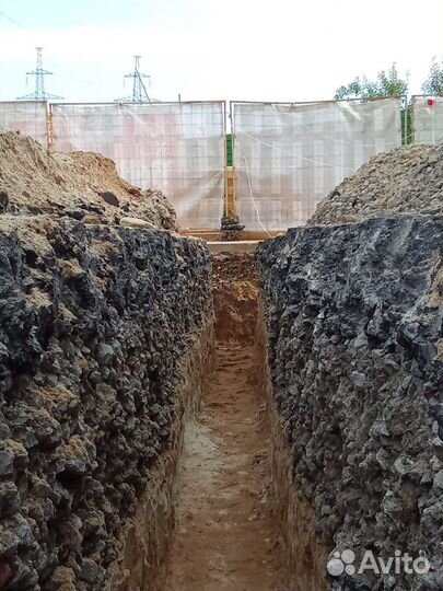 Копка траншей вручную