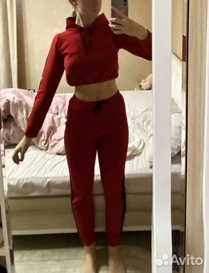 Спортивный костюм женский