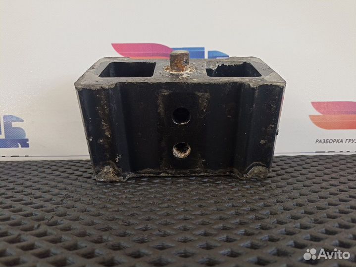 Проставка рессоры передней