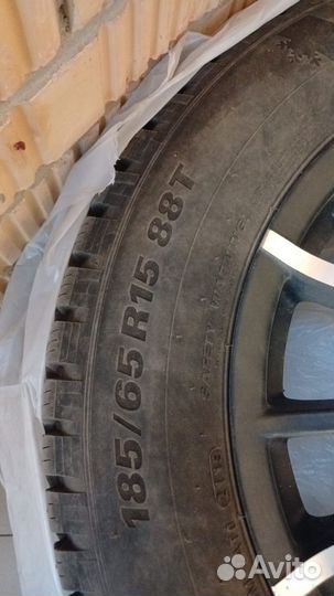 Kumho WinterCraft ice Wi31+ R15