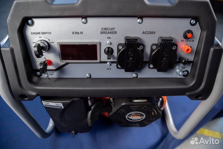 Генератор бензиновый TOR KM4000H 2,8 кВт 220В 16 л