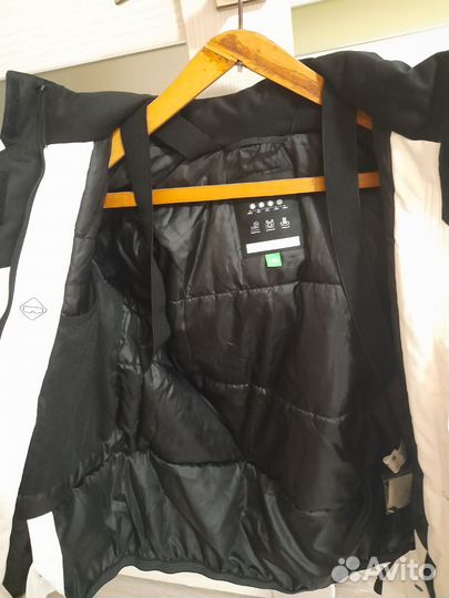 Горнолыжная куртка для девочки 146