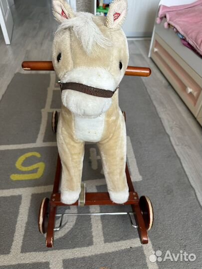 Лошадь качалка