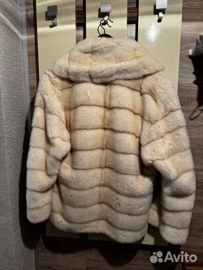 Шуба норковая белая Jolleciti 42 (S)