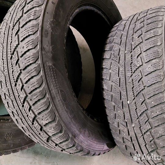 Kumho I'Zen RV Stud KC16 225/65 R17 106T