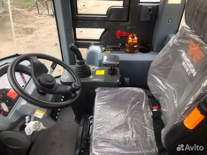 Фронтальный погрузчик Ensign YX636, 2022