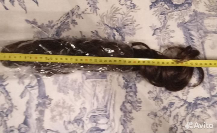 Волосы на заколках, шиньон, хвост накладной