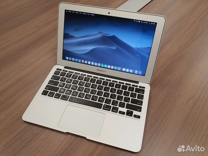 Apple macbook air 11