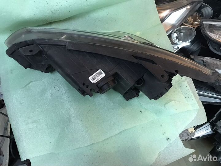 Фара правая Kia Optima 3 галоген