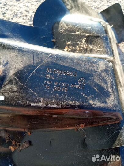 Skoda Octavia A7 усилитель стойки левый задний