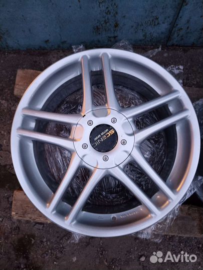 Литьё Scenic MS R17 как новые 100