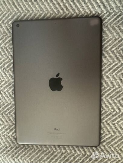 Планшет Apple iPad (9th Gen) 10.2