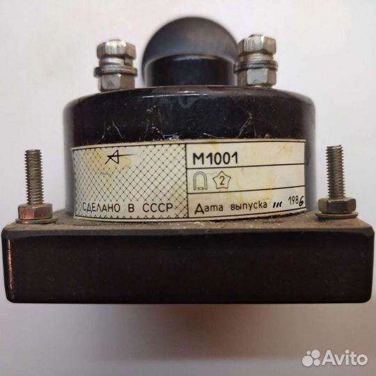 Вольтметр М1001