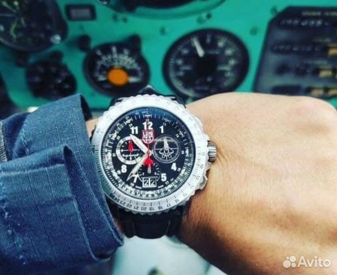 Титановые часы Luminox Raptor 22 (Швейцария)