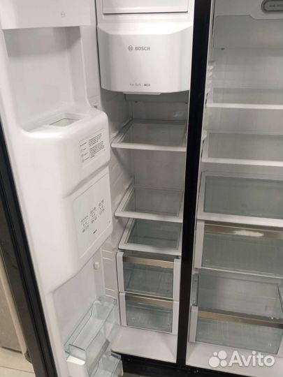 Холодильник Side by Side bosch