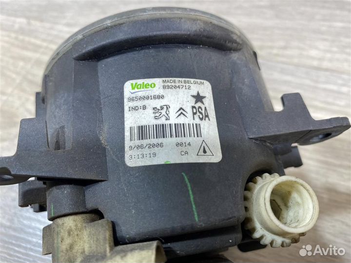 Фара противотуманная левая Ситроен С4