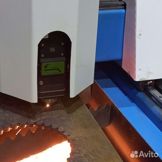 Станок лазерной резки металла бу В наличии