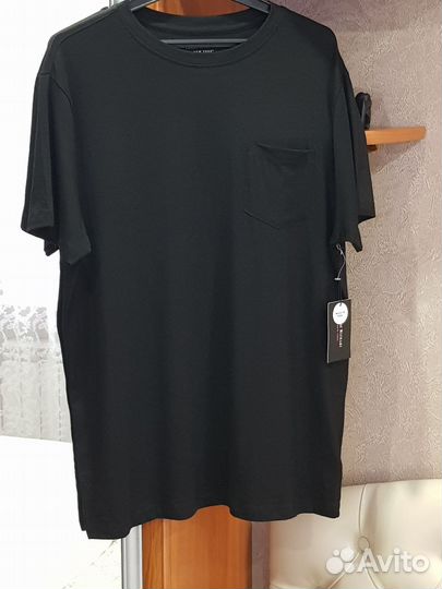 Футболка мужская Isaac Mizrahi, размер L