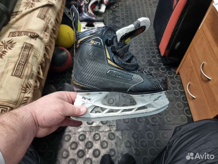 Хоккейные коньки bauer