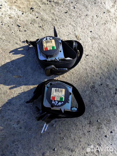 Ремень безопасности задний боковой Opel Corsa D