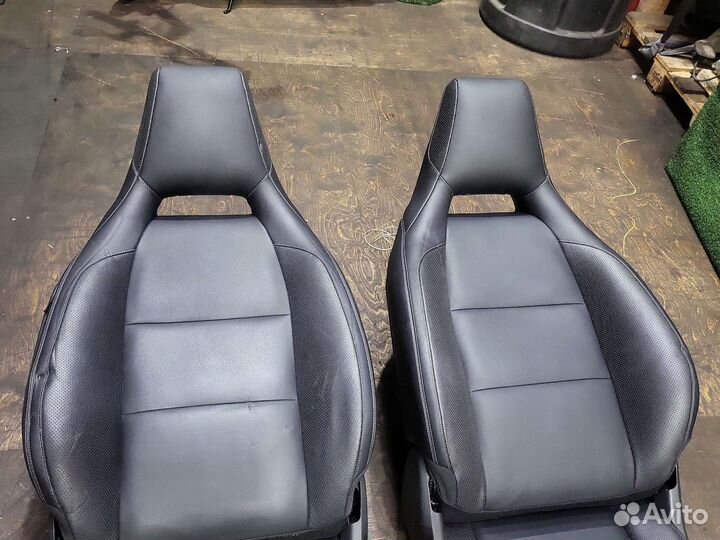 Комплект сидений на мерседес GLA x156