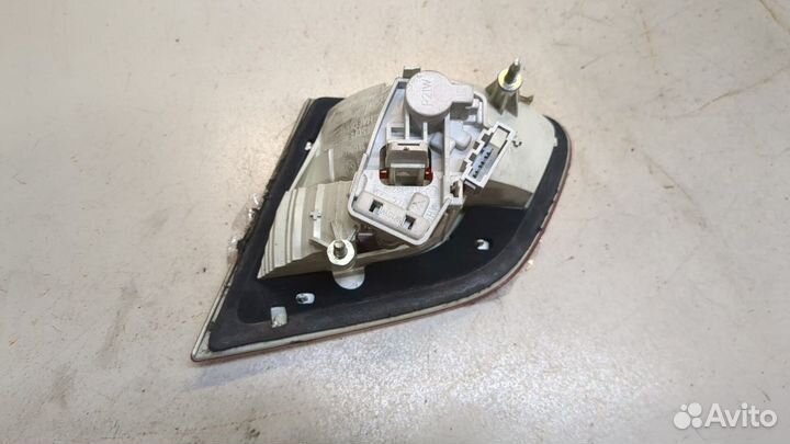 Фонарь крышки багажника Skoda SuperB, 2011