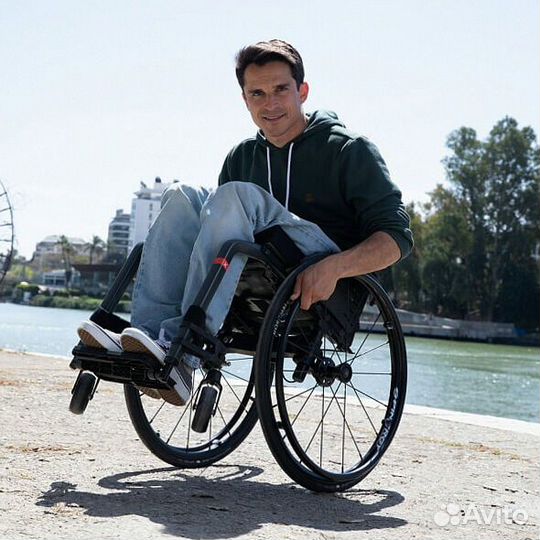 Кресло-коляска Champion активная